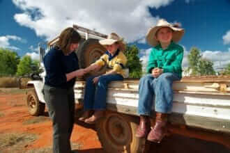 I Alice Springs kan du besøge Royal Flying Doctors