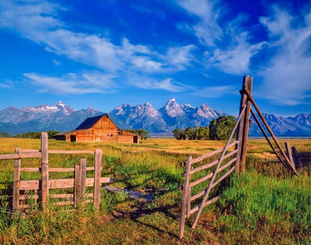 USA Yellowstone og Teton shutterstock_1753601510 Grand Tetons
