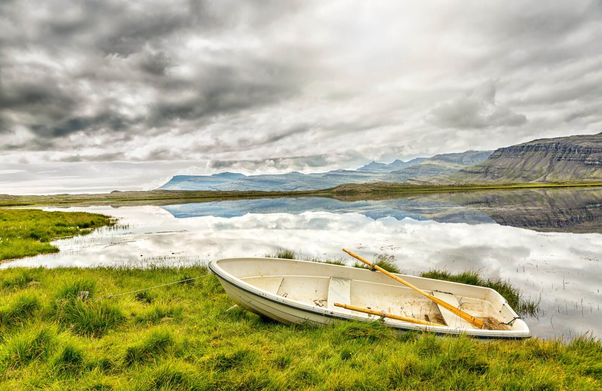 Egilsstaðir er en charmerende småby omgivet af pragtfuld natur.