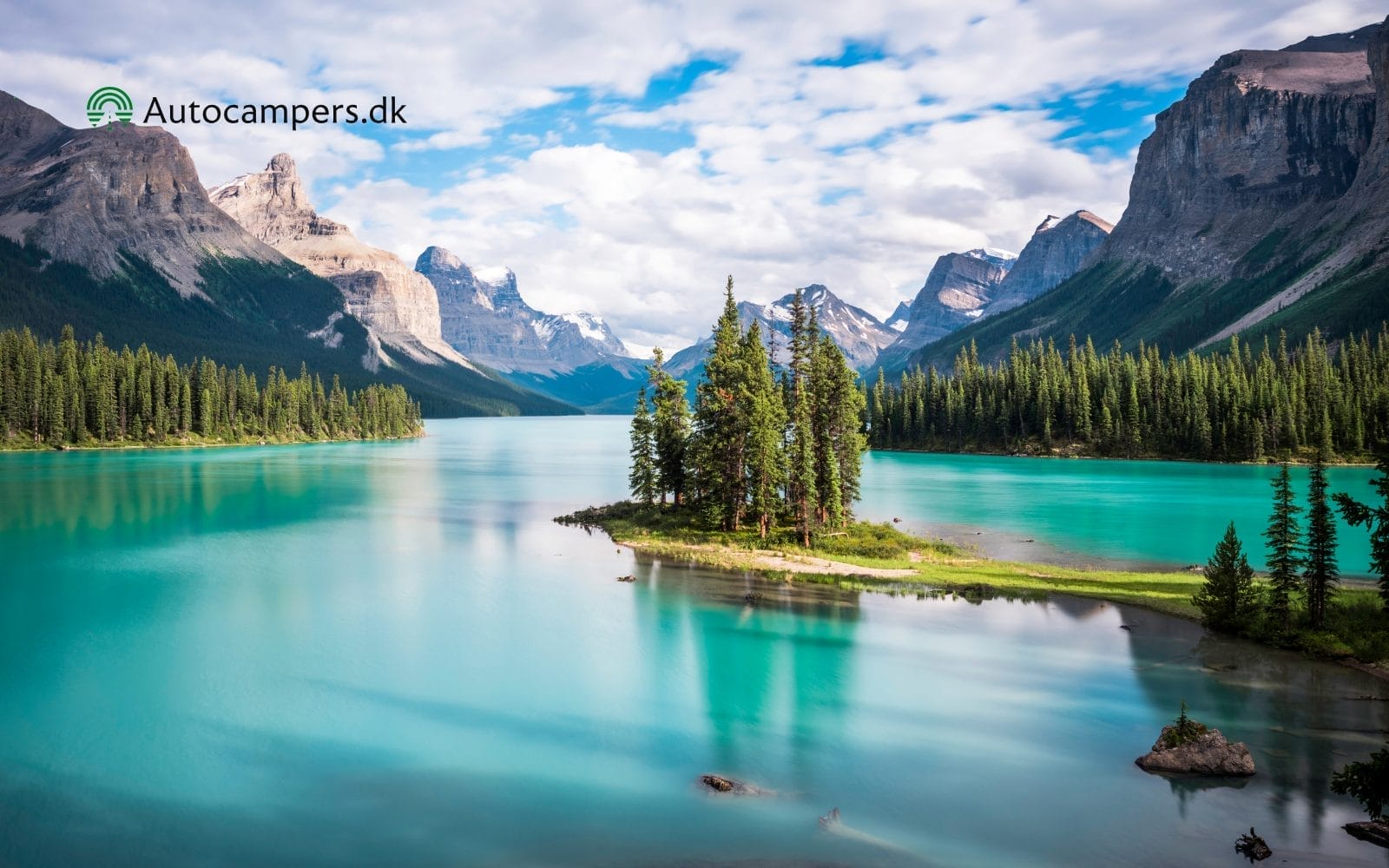 Spirit Island Maligne Lake med Spirit Island i Jasper National Park